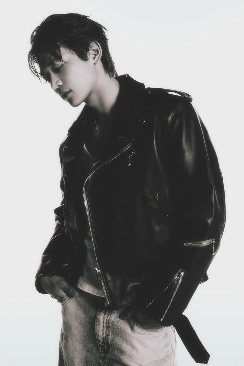 SHINee's tweet photo. MINHO 민호 ‘CALL BACK’ Teaser Image 04

【CALL BACK - The 1st Album】
➫ 2024.11.04 6PM (KST)

🔗https://t.co/oA3rQ02Z89
💿https://t.co/qtQTAmkDon

#MINHO #민호
#CALLBACK #MINHO_CALLBACK
#SHINee #샤이니 https://t.co/cV9SOAwsc7