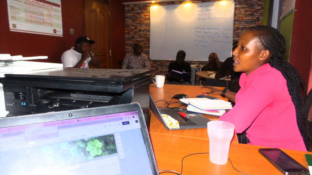 UnganoTena's tweet image. Today, we held an inception meeting at our office for the #PEISProject, by @APHRC and joined by six organizations. Together, we're driving initiatives on food security, climate change, and health to boost community livelihoods. 🌍🌱 #ClimateAction #HealthForAll #SDGs
@otiezmilly