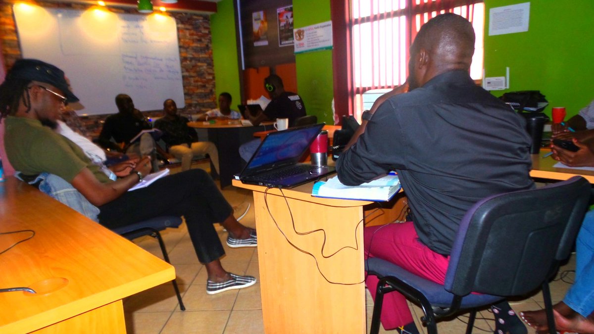 UnganoTena's tweet image. Today, we held an inception meeting at our office for the #PEISProject, by @APHRC and joined by six organizations. Together, we're driving initiatives on food security, climate change, and health to boost community livelihoods. 🌍🌱 #ClimateAction #HealthForAll #SDGs
@otiezmilly