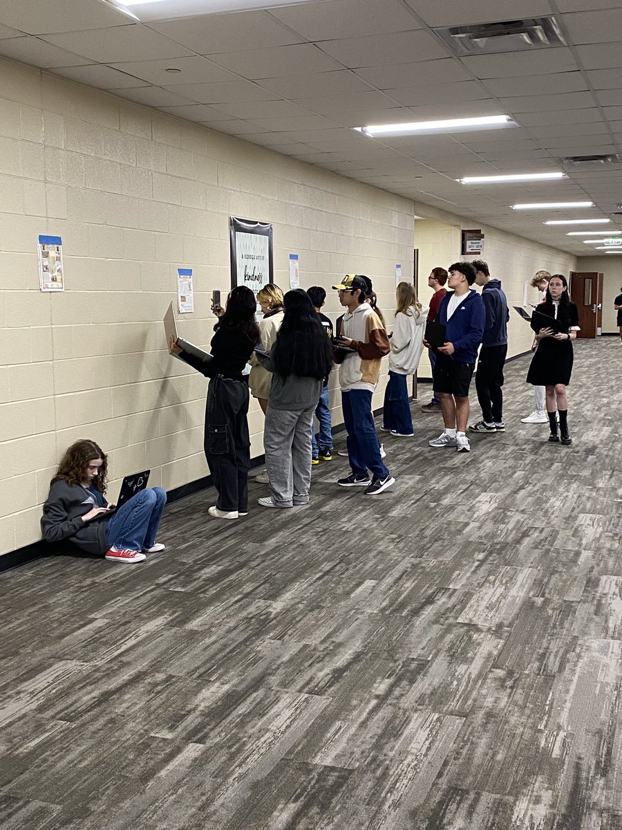 Brendan_Clary's tweet photo. Medieval Stations day with 1st Period today! #MedievalMadness #KnightDay #MindYourManors
@ProsperHS @ProsperISD @UTexas35 @Paige_Trujillo_ @MrsHutchPISD @MandyNeece https://t.co/FjROXlE4ew