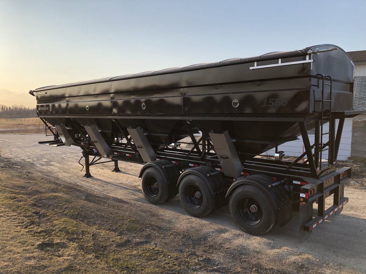 haulallind's tweet photo. Let us know what custom colour combo you would like on your Side Draw Trailer! #SideDraw #Gravityalwaysworks https://t.co/5n8Man5Rsq