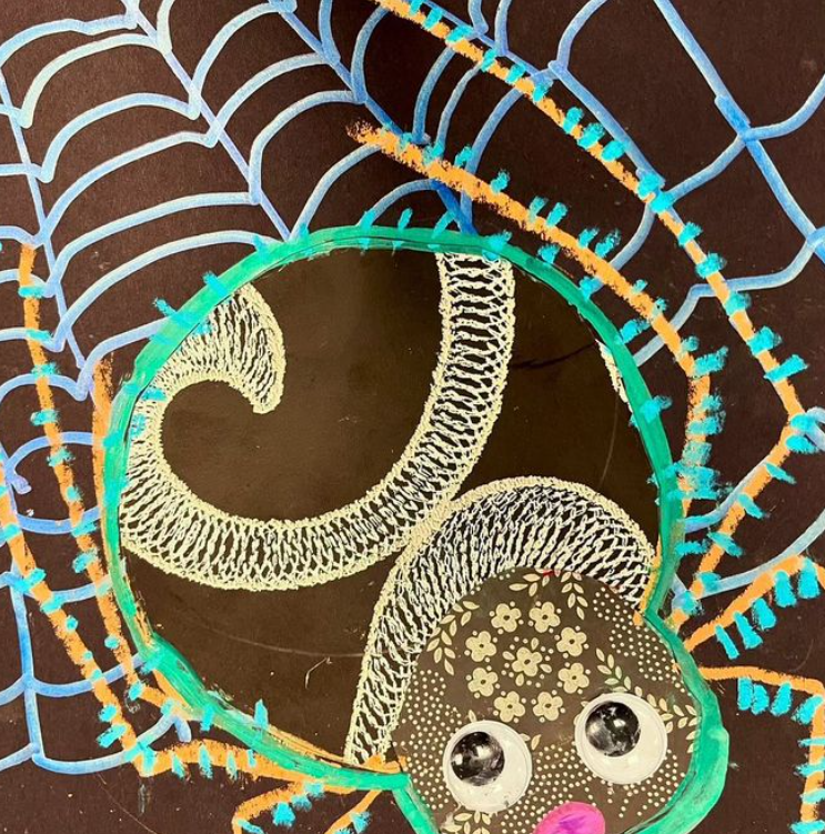 tpgcreations's tweet photo. Halloween is crawling closer! Create a fun craft with Wonder Stix to celebrate! @2art.chambers https://t.co/KOnfauul8H