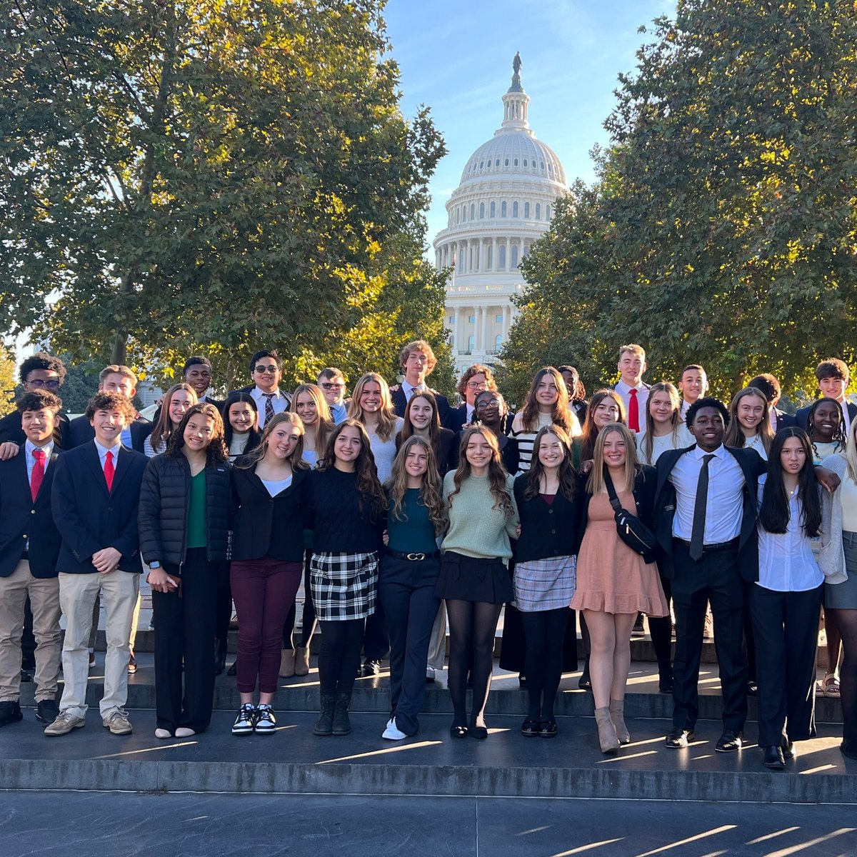This past weekend, a group of Saint Ignatius students traveled to Washington DC for the annual Ignatian Family Teach-In for Justice (IFTJ). Students heard from speakers about a variety of social justice issues and participated in breakout sessions.

#AMDG