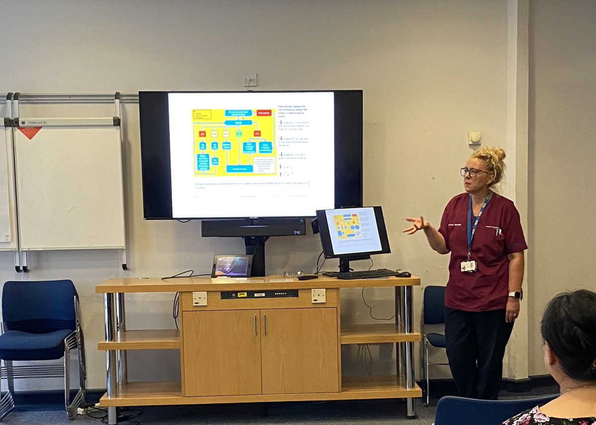 Julie Brake💙 tweet media