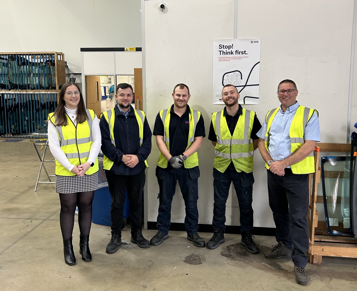 Championing Health and Safety at National Windscreens!

Ensuring our teams around the UK are up to date with the best possible health and safety guidance is a fundamental priority for our organisation.

✅ Manual Handling
✅ Keeping safe on the road
✅ PPE
✅ Safe behaviours