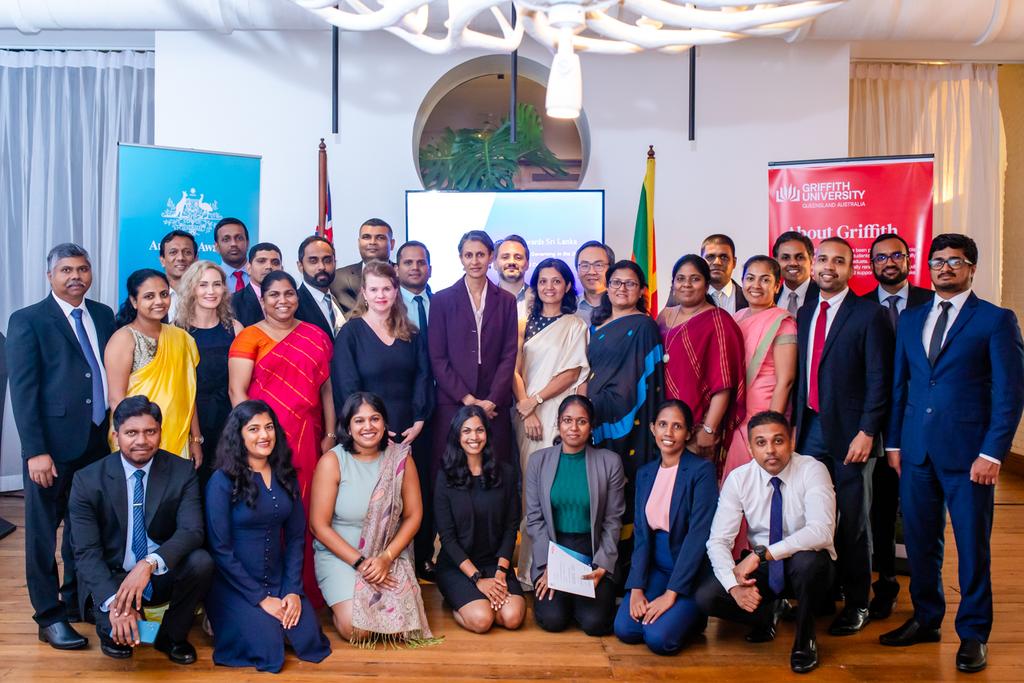 anuruddha_lka's tweet photo. Awards ceremony of Australia awards - Governance in the Digital age
2024.10.29 - Colombo 

@AusHCSriLanka https://t.co/JVd9OGXtR9
