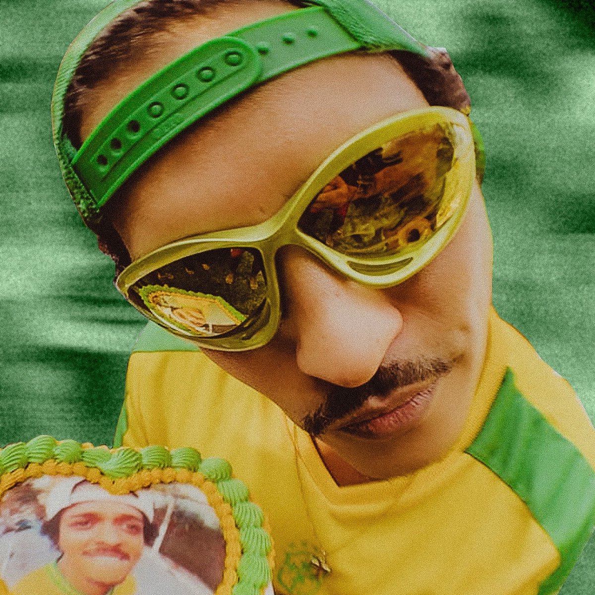 chartdata's tweet photo. Bruno Mars officially breaks the all-time record for most monthly listeners for any artist in Spotify history (120.862 million). https://t.co/R5J0cCWqX0