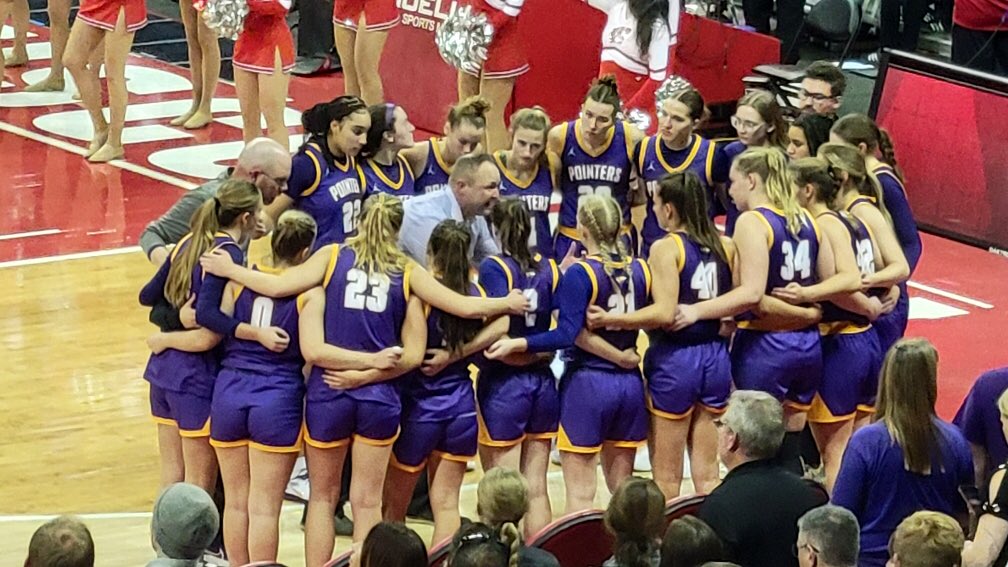 CoachHockett's tweet image. To all that helped paint the Kohl Center purple 💜 we can’t thank 🙏 you enough

We talked throughout our preparation about having No Fear &amp;amp; No Regrets, and @UWSPWBB 🏀 left Madison last night epitomizing that mindset

Back to work today &amp;amp; can’t wait for what’s to come #Pointers