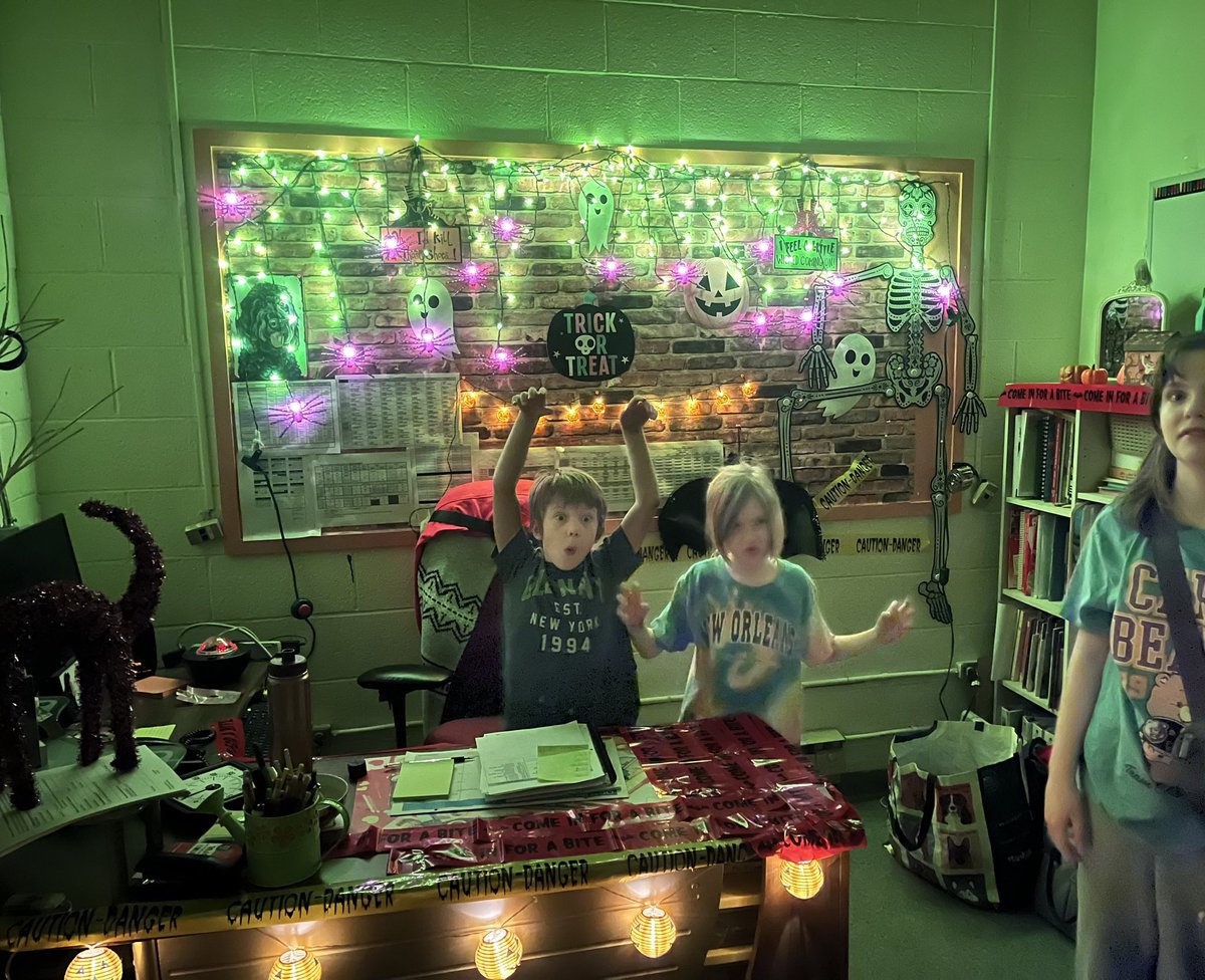 Had some great helpers <a href="/stmaryselem/">St Mary's Elementary</a> decorate my office today :) 🎃💀👻 #lovethesekids