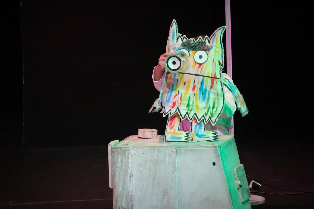 Diumenge arriba al Condal #ElMonstreDeColors!

🎨 El monstre de colors és un personatge basat en el llibre de l’<a href="/Anna_Llenas_/">Anna Llenas</a> que provoca sentiments d’empatia en els més petits i que els permet identificar i posar nom el què senten en cada moment.

🎟️ bit.ly/ElMonstreDeCol…