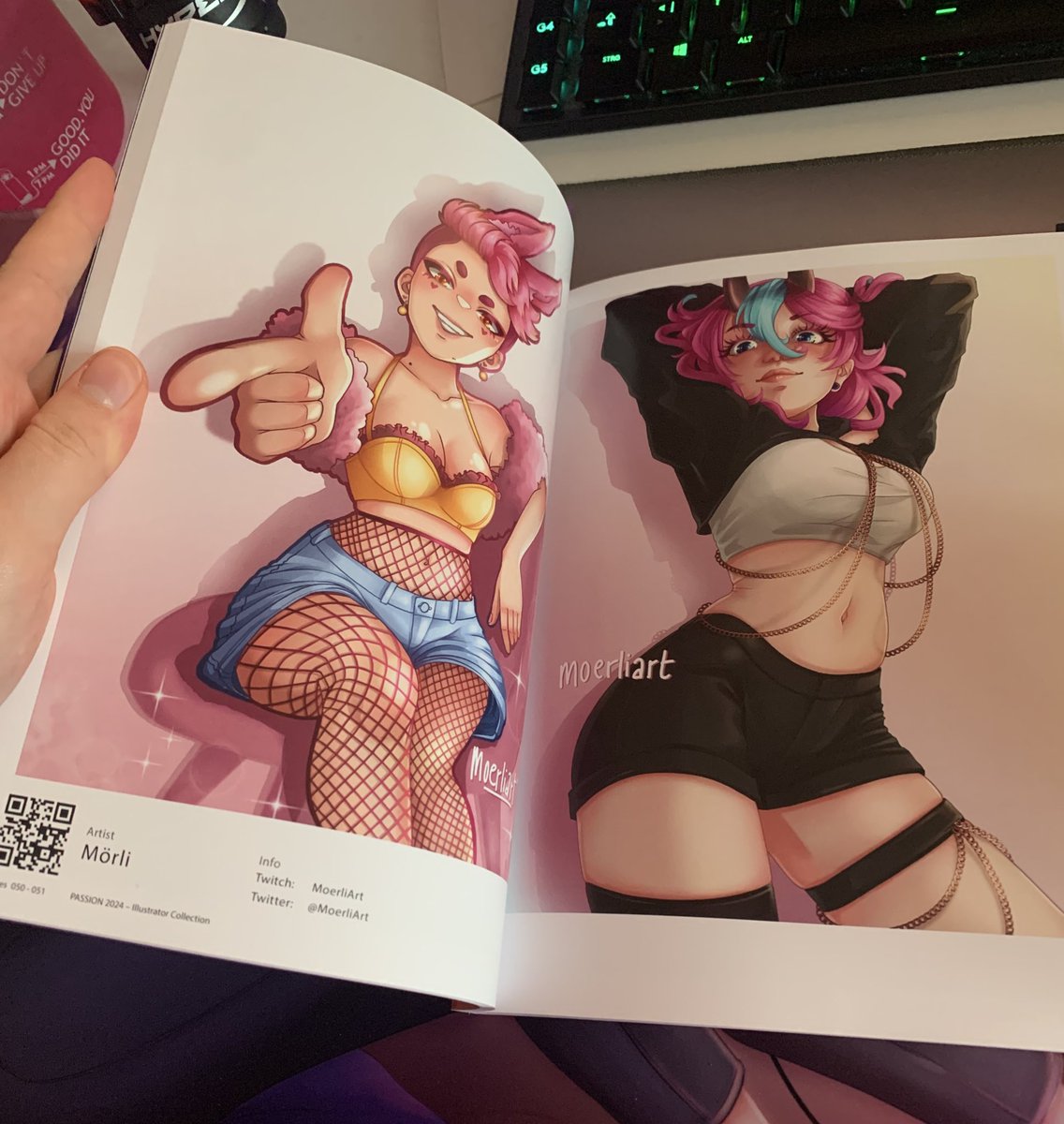 AAAHHHH LOOK WHAT CAME IN THE POST TODAAYYYYY HYPERSSSS 🤩✨✨✨

It’s so prettyyyyy 😍

<a href="/passion_artbook/">Passion Artbook</a> 
#PassionBook24