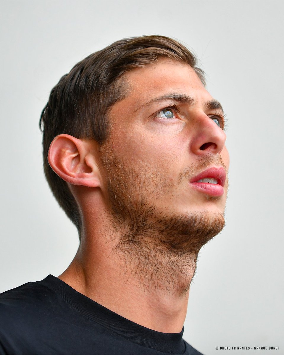 Emiliano aurait eu 34 ans aujourd'hui.

Pour toujours. 
Emi' 🇦🇷🖤⒐