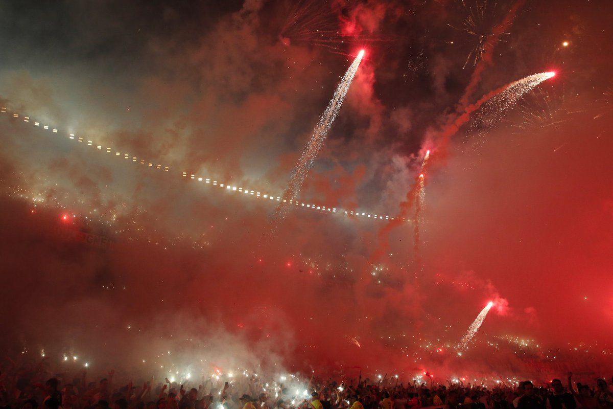 frabigol's tweet photo. Ayer ganó la gente de River, se hizo un recibimiento que se está hablando en todo el planeta, nunca se vió algo así en toda la historia del fútbol y están hablando de eso en todo el mundo. Desde Colombia hasta Inglaterra, hablan de River. Perdieron los jugadores, ganó la gente. https://t.co/8jj44G1JC2