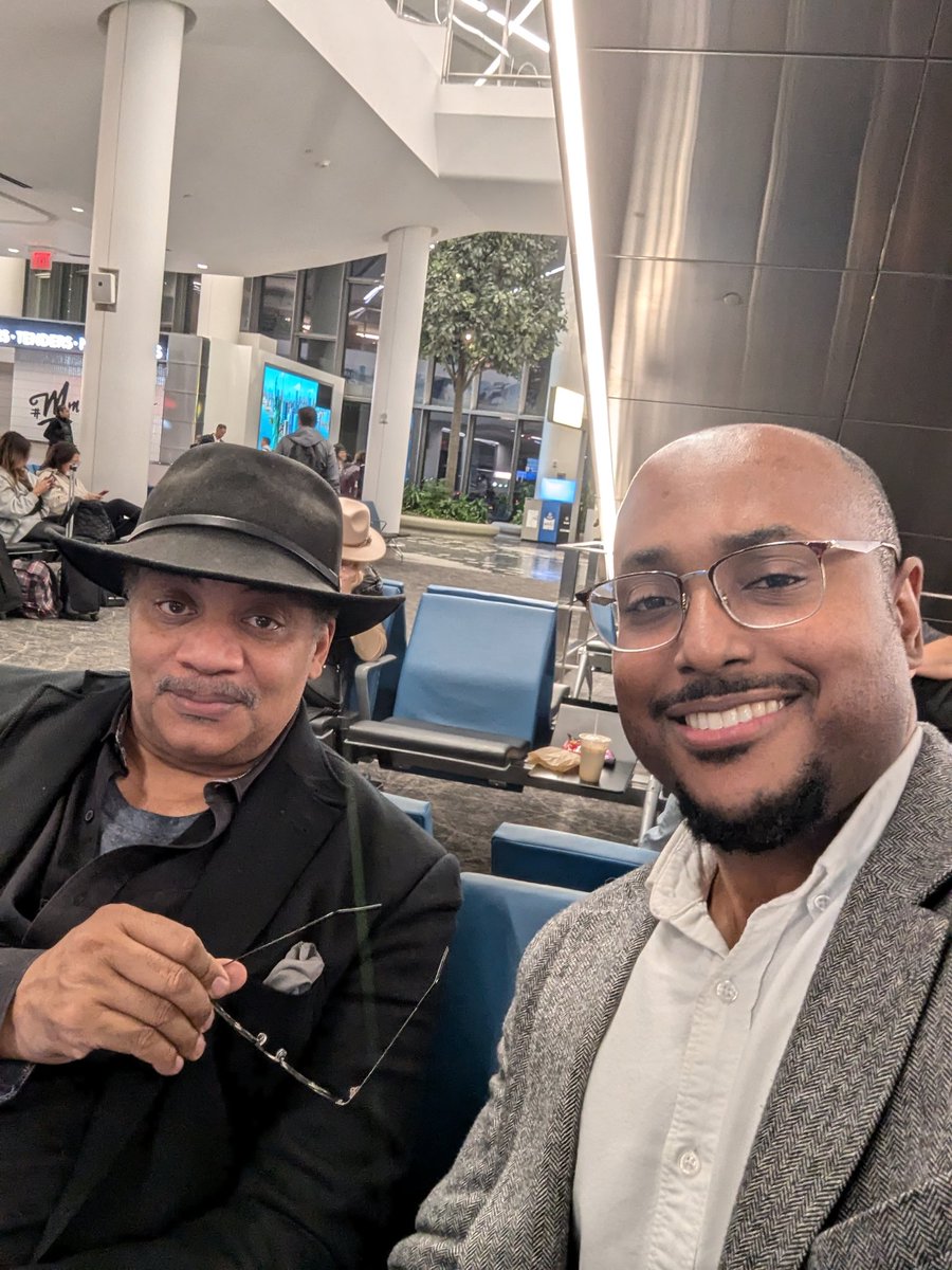 Frankie D Heyward, Ph.D. (@frankiedheyward) on Twitter photo What a week, after having an amazing time during both the NBPA Leadership Symposium and <a href="/SCAgingBrain/">Simons Collab on Plasticity and the Aging Brain</a> Retreat, I had an opportunity to talk to <a href="/neiltyson/">Neil deGrasse Tyson</a> about my research briefly. He's the real deal and was impressed with our #NBPAinDallas2024 turn out 🤩 What a week, after having an amazing time during both the NBPA Leadership Symposium and <a href="/SCAgingBrain/">Simons Collab on Plasticity and the Aging Brain</a> Retreat, I had an opportunity to talk to <a href="/neiltyson/">Neil deGrasse Tyson</a> about my research briefly. He's the real deal and was impressed with our #NBPAinDallas2024 turn out 🤩