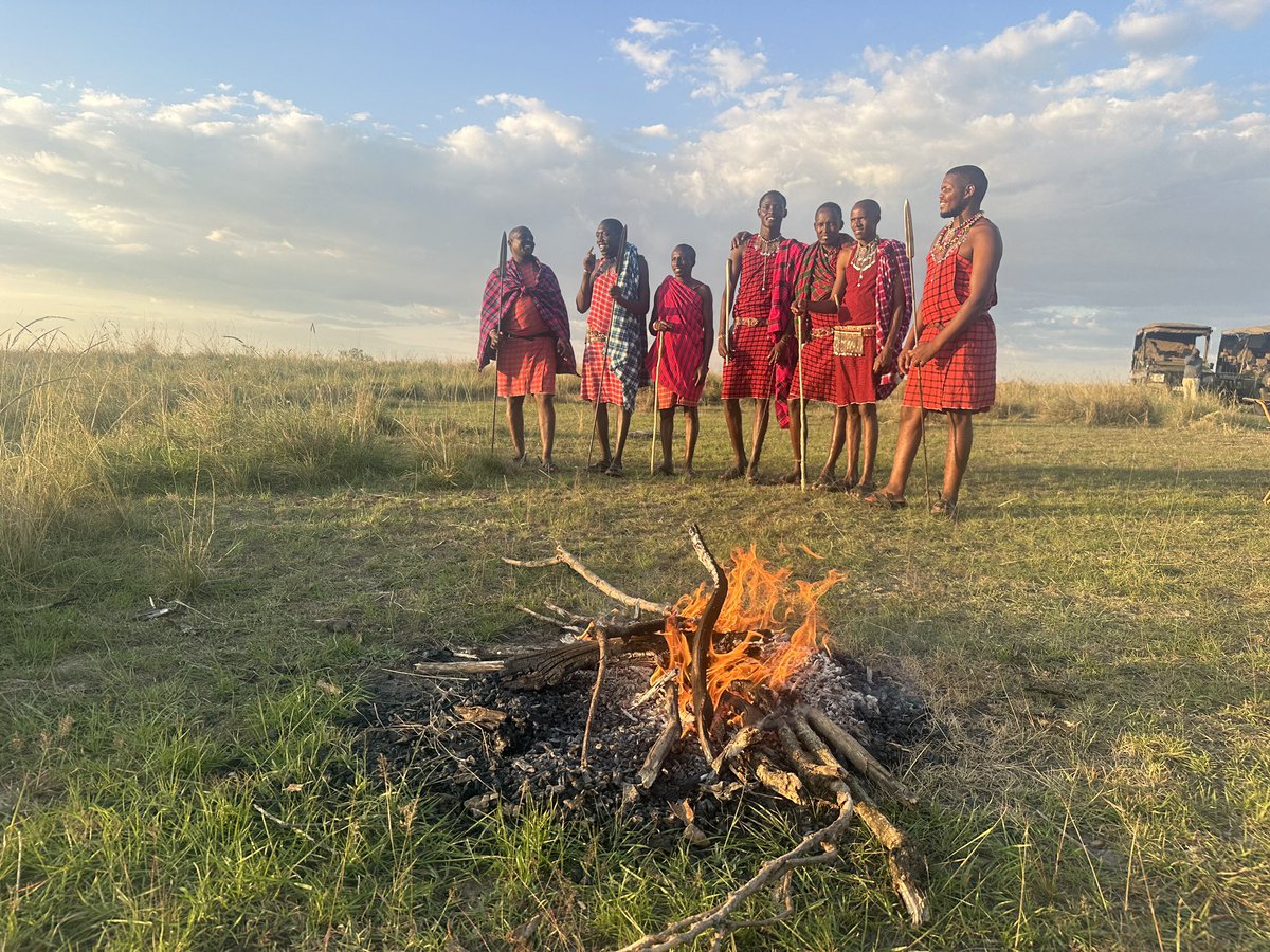 bernabephoto's tweet image. Sundowner fun #Masai #iphone