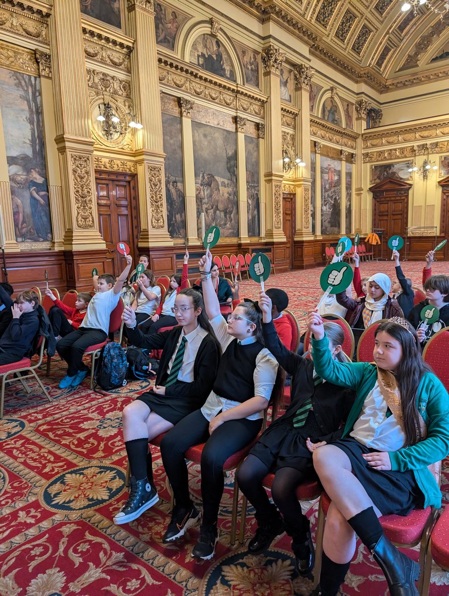 Claire Mackay tweet media