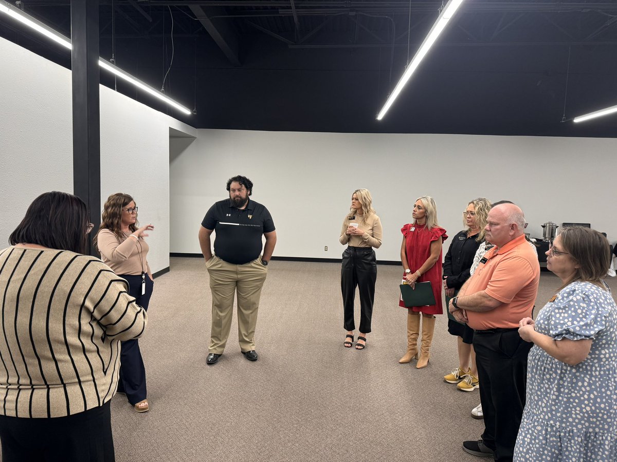 Dr. Holly 🆂🅲🅷🆁🅰🅶🅴 tweet media