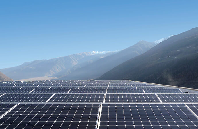 NMecondev's tweet photo. Congrats to Maxeon Solar Technologies, chosen by Cypress Creek Renewables for PV panel installations all across the US. https://t.co/fvjB6NOO1F #NMEcon https://t.co/vf2fx5lohm