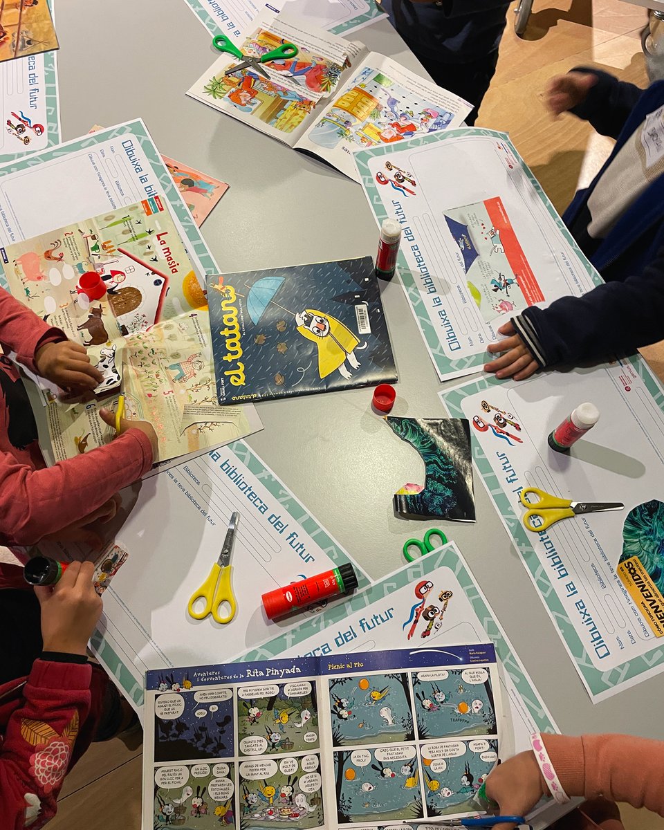 culturaBDN's tweet image. 📚🌧️El bon temps no ens ha acompanyat avui i l'agenda d'actes de la #FocusWeek de @ManifestaDotOrg a #Badalona s'ha vist alterada. Tanmateix, aquest matí s'ha pogut portar a terme el Laboratori de lectura: “La Biblioteca somiada” a l'Espai Betúlia.

👇 Us deixem unes imatges.