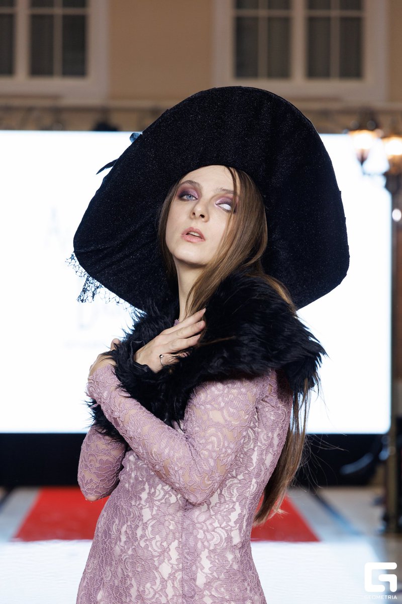 TheLuterone's tweet image. Geo Fashion Week
Designers: Alazar Maevskiy &amp;amp; Daria Nord

#designspiration #design #disigner #outfitoftheday #outfitstyle #style #darkfashion #darkbeauty #darkstyle #outfitpost #outfit #outfitideas