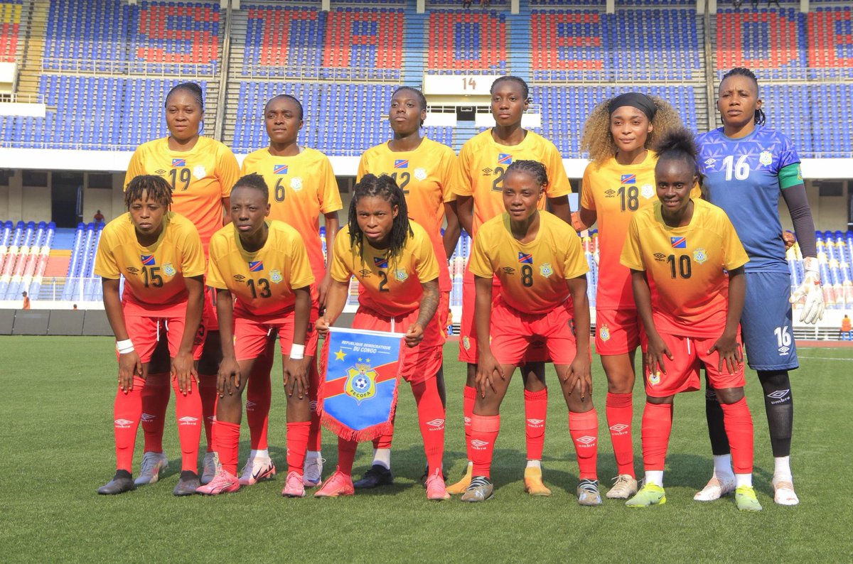 CrestedCranes's tweet photo. 10'
Uganda 0-0 DR Congo
#UGARDC
#WomenFootballUG https://t.co/j48gK9vpe7