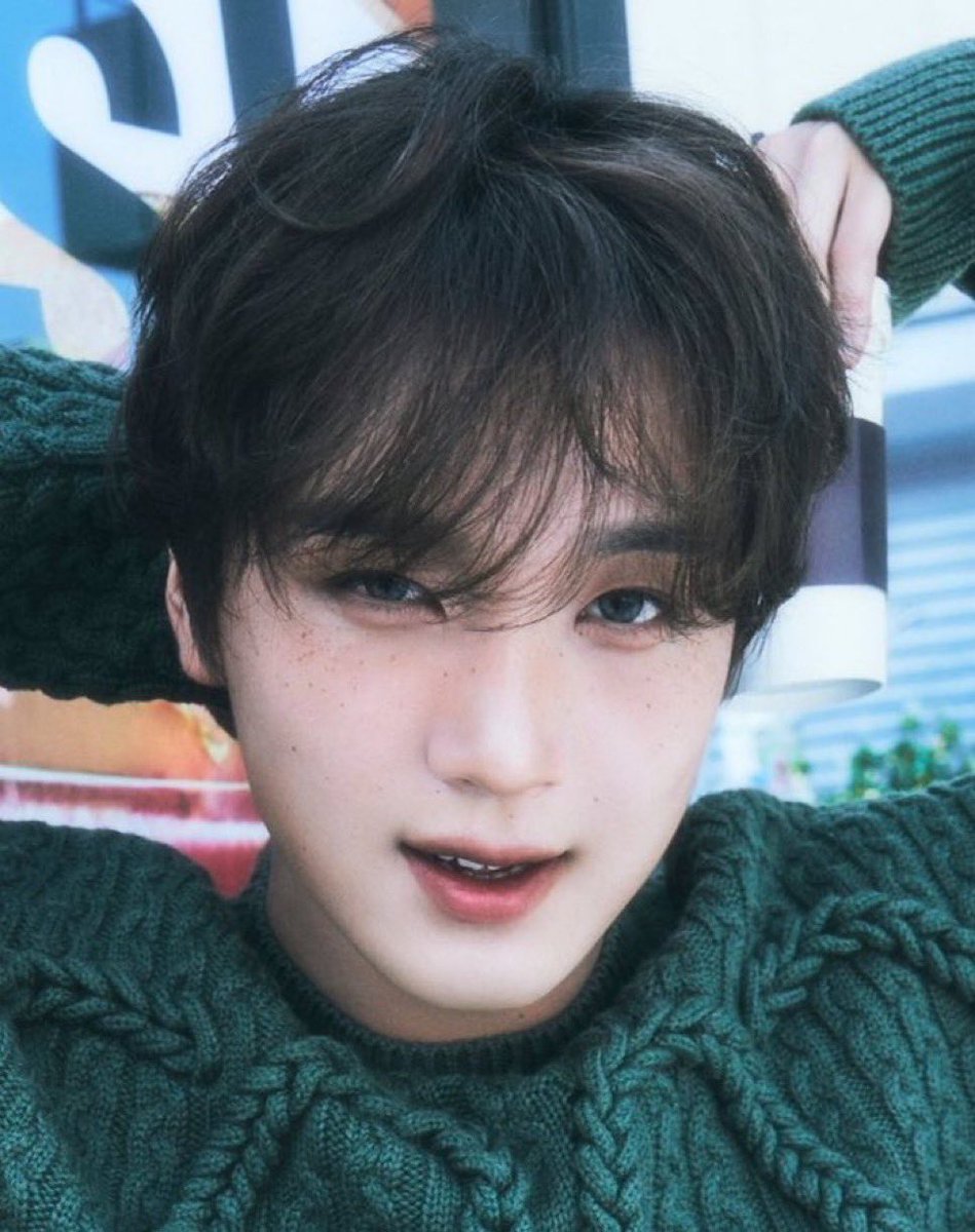 gomssoon's tweet photo. ㅇ ㅣ 게뭐꼬 https://t.co/LOkWVsVKtU