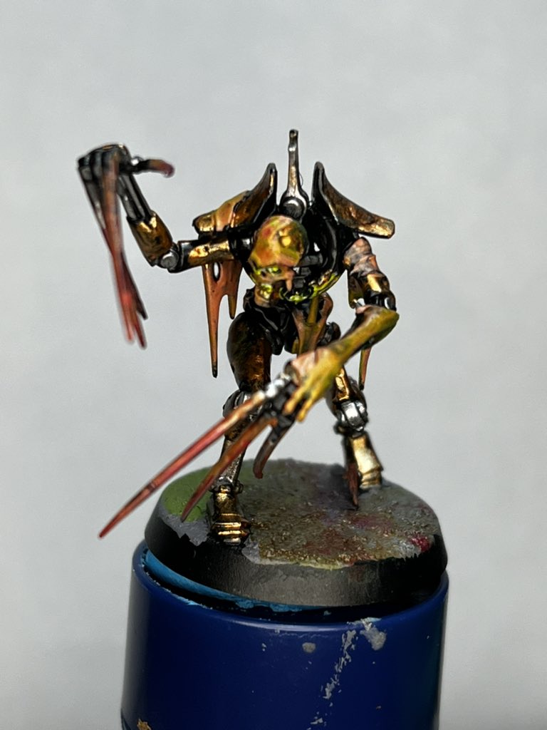 TheKnottyGamerG's tweet photo. So since it’s spooky season i finally got the motivation to finish my back log of necrons. These guys are my favorite unit in this army the flayed ones. https://t.co/DRkkCvmJ8t
