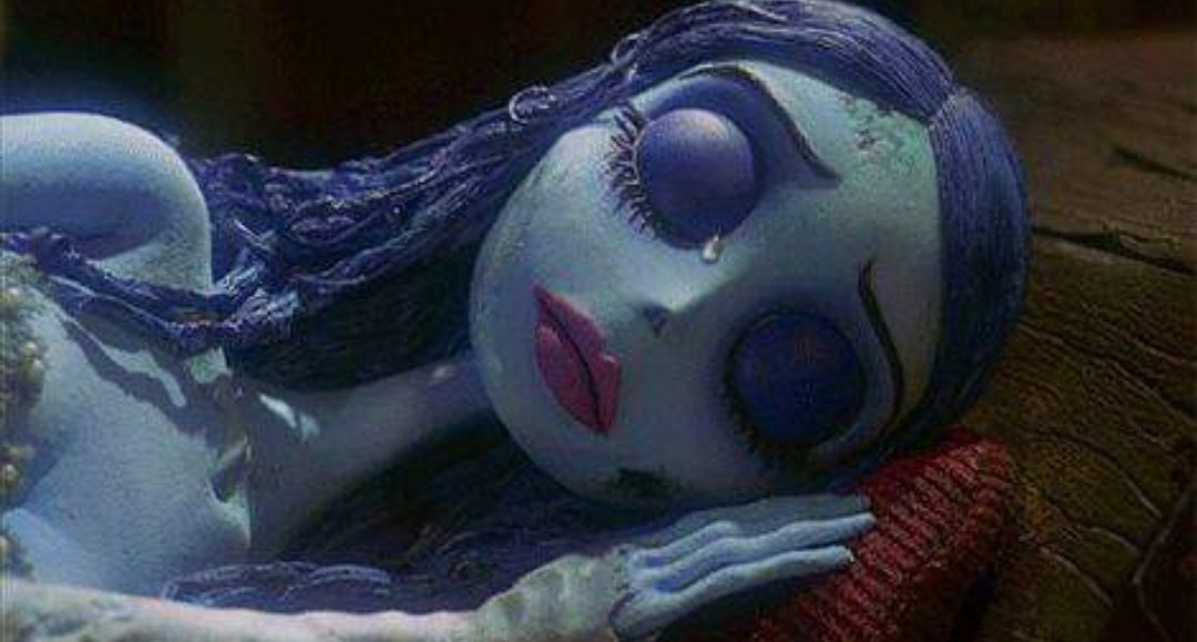 "dime querida,¿se puede romper un corazón q ha dejado de latir?"