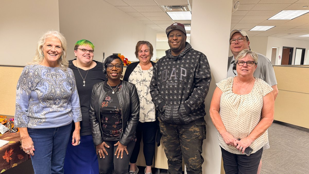The_Waterworks's tweet photo. On Tuesdays, we celebrate!

Yesterday was 'Terrific Team Tuesday,' a time for our dedicated Customer Service team to unwind, share a delicious homemade lunch, and enjoy some sweet treats. It's our way of recognizing their hard work and celebrating the week's achievements. https://t.co/IIS1VlTmvq
