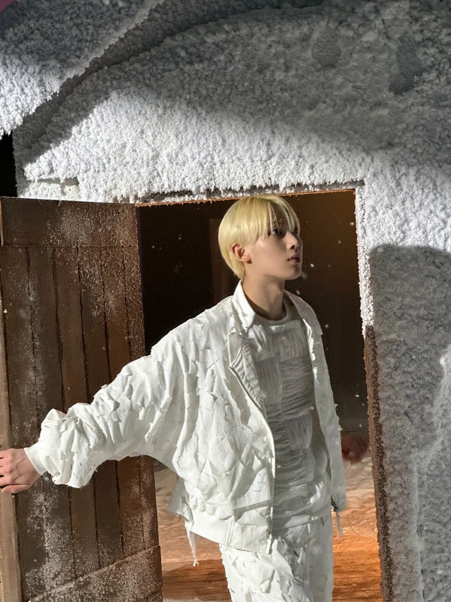 hrtbamkai's tweet photo. MY BABY MI AMORCITO 😭😭😭💗 https://t.co/UtSe0OpPHp