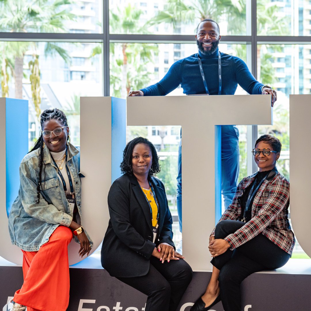 AppFolio's tweet image. Day 2 of #FUTUREConference was a blast! 

Together, we&apos;re shaping a path forward that fosters thriving communities with happy homes for millions. 

Excited for what&apos;s ahead on Day 3! Don&apos;t forget to download the conference app to stay organized and up to date.