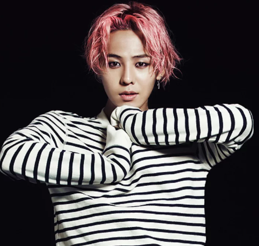 AboutMusicYT's tweet photo. G-Dragon announces his comeback, 'Power', out October 31st. https://t.co/IqiD5ta24S