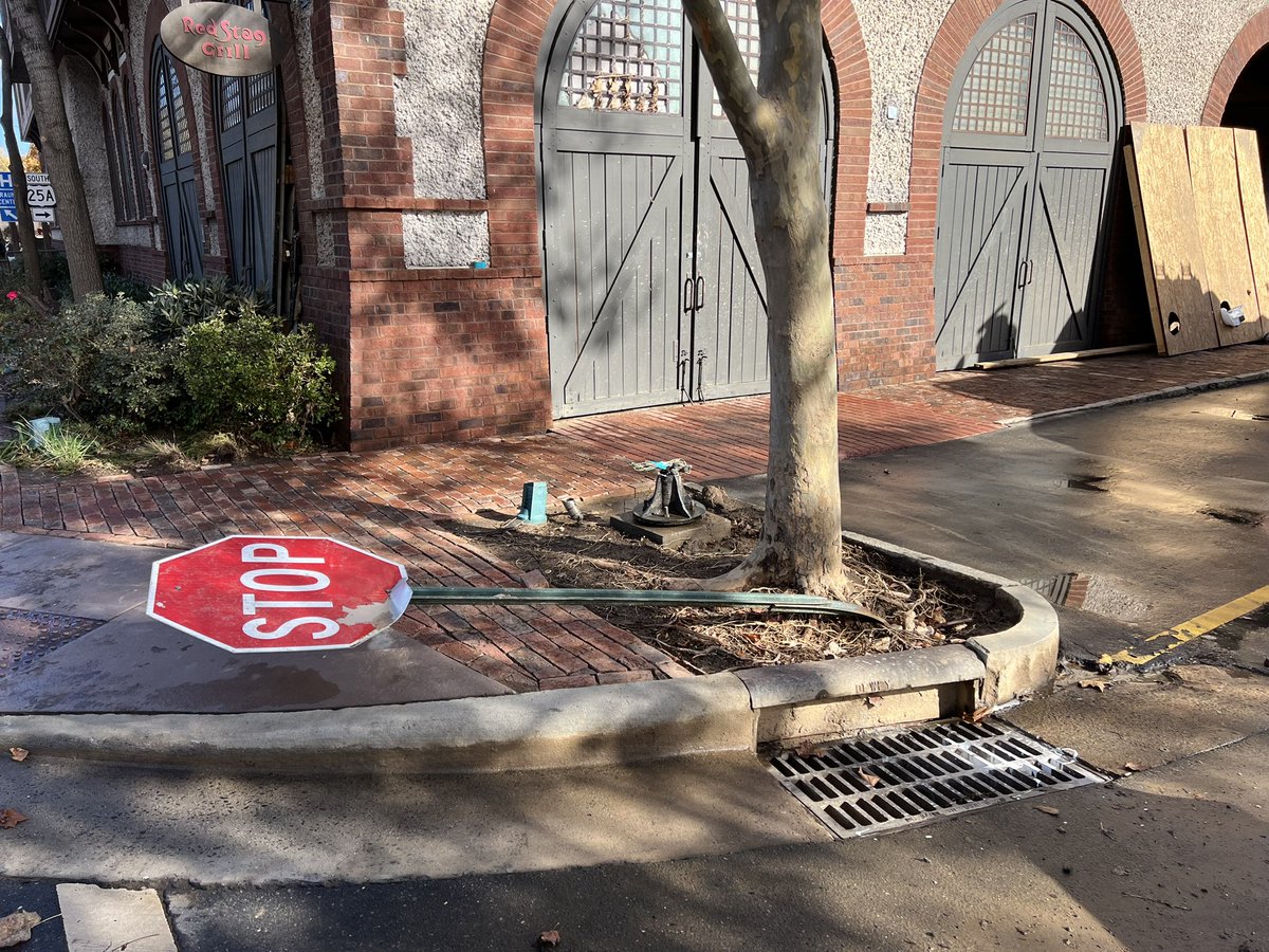 celllyg's tweet photo. Biltmore Village in Asheville. There aren’t strong enough words to describe this heartbreaking devastation https://t.co/IIPxJqz9SQ