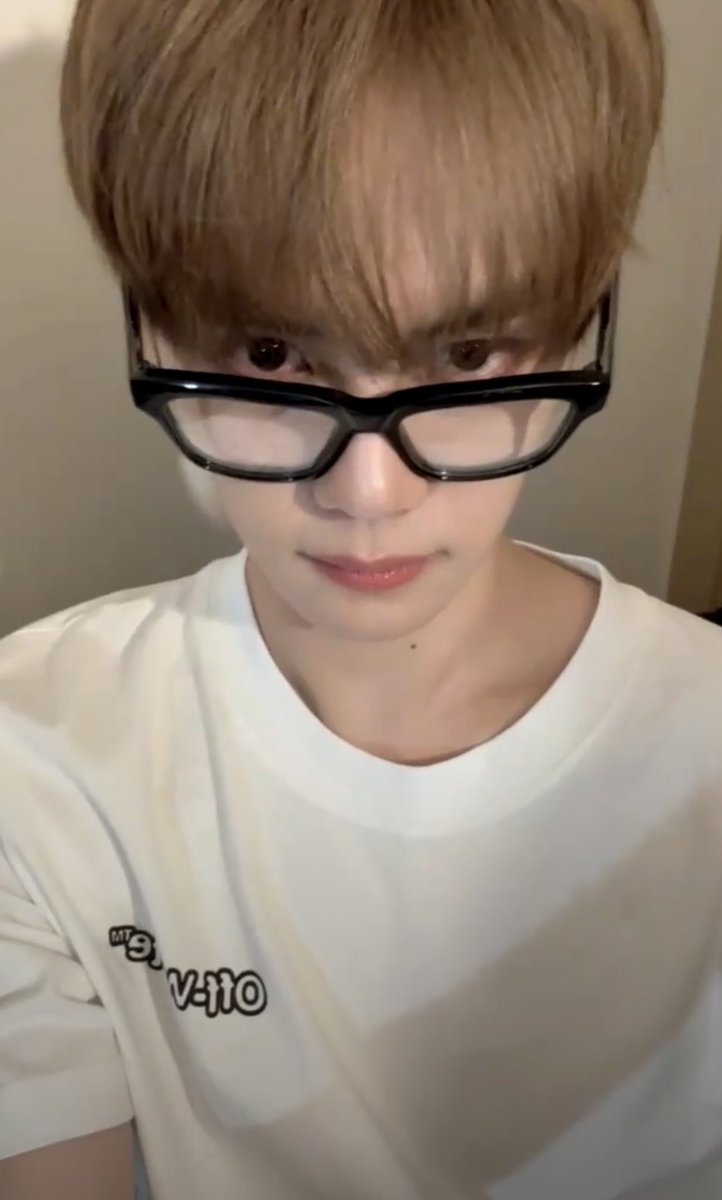 kgvsite's tweet photo. cutie patootie https://t.co/XnEVlsta3W