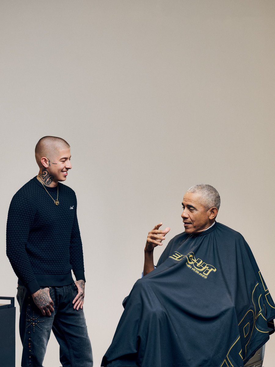 vicblends's tweet image. New episode of my show @DeepCutPodcast is out now featuring @BarackObama 馃拡馃嚭馃嚫 God is the greatest, I鈥檓 a kid from Fayetteville North Carolina with a dream to inspire, I hope yall enjoy this one 馃挌馃檹馃徏