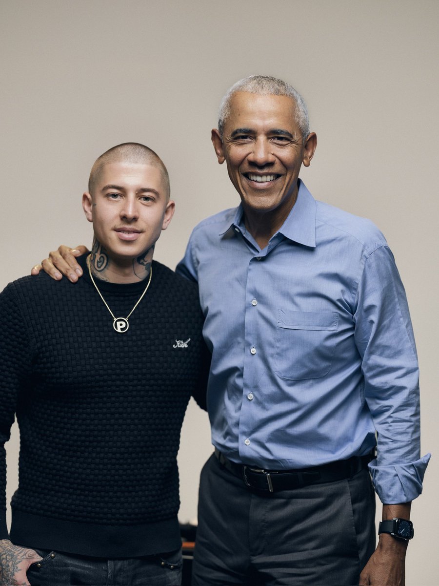 vicblends's tweet image. New episode of my show @DeepCutPodcast is out now featuring @BarackObama 馃拡馃嚭馃嚫 God is the greatest, I鈥檓 a kid from Fayetteville North Carolina with a dream to inspire, I hope yall enjoy this one 馃挌馃檹馃徏