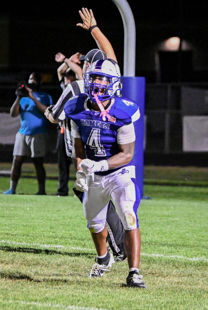 Regular season film!
6’0 200lb SS-ATH
87 tackles 
4(TFL’s)
1(Sack)
2(INT)
3 (PBU’s)

hudl.com/v/2QPzKt