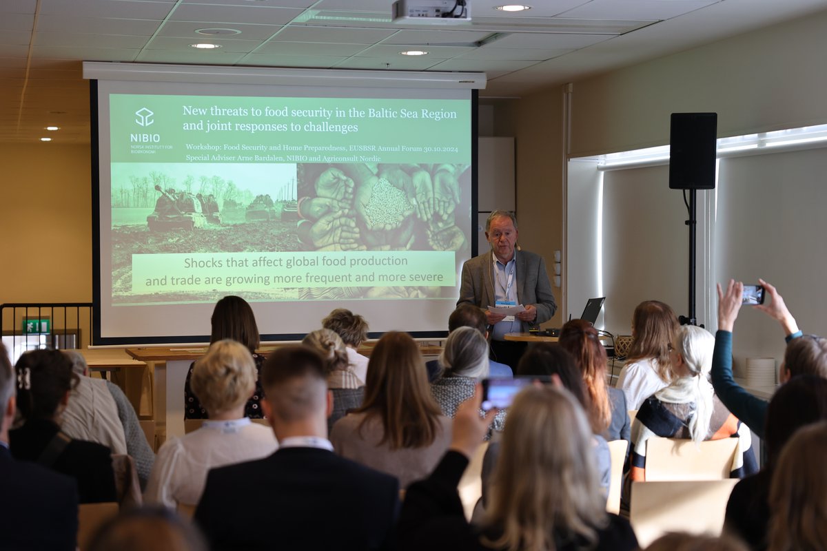 CBSSsecretariat's tweet photo. “Food Security and Home Preparedness" was the first parallel session at the #EUSBSRforum2024 with our active involvement today. Experts discussed how recent geopolitical shifts and environmental changes are impacting food security in the #BalticSeaRegion - and explored what actions we can take to prepare for these challenges, from national and regional levels down to individuals.

In times of crisis, even small preparedness steps can make a world of difference. Here's what you can do to be prepared:

✅ Increase Home Preparedness: Stock up on basic essentials and non-perishable foods to help ensure self-sufficiency during short-term disruptions.
🌱 Promote Home Gardening and Urban Farming: Supporting community gardens and small-scale food production can boost local food availability and increase resilience.
♻️ Practice Sustainable Consumption: Reducing food waste, making sustainable purchasing choices, and understanding food sourcing can lessen reliance on uncertain supply chains.
🛠 Stay Informed & Prepared: Educating yourself about potential risks and preparedness measures is vital to navigating future challenges.

#CBSS #CBSScivilsecurity #SafeAndSecure #PASecure #PABioeconomy #FoodSecurity #HomePreparedness #EUSBSR