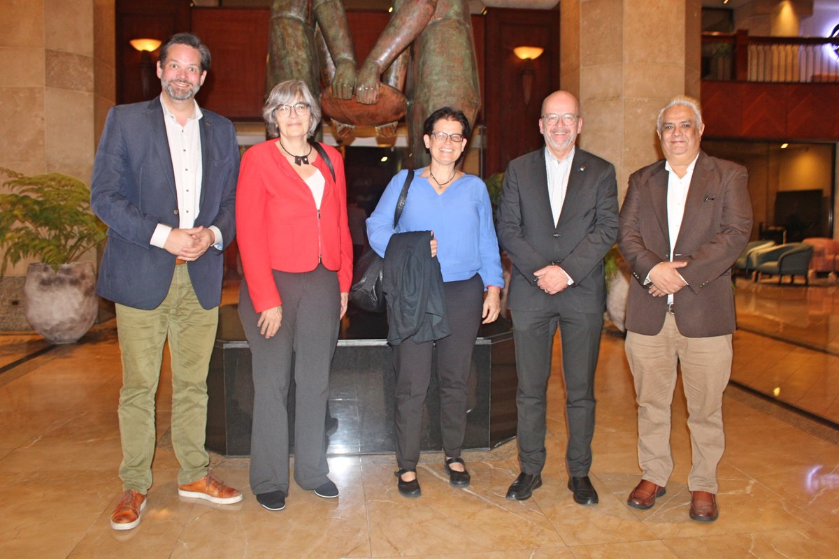 odhag_gt's tweet photo. El director de la ODHAG, Nery Rodenas, se reunió con el diputado del Parlamento Europeo, Lukas Mandl (izq.), la Embajadora de Austria en México, Dr. Elisabeth Kehrer, (2. de la izq.) y el Embajador de la UE en Guatemala, Thomas Peyker, para analizar la situación política del país https://t.co/3bX2vymqKe