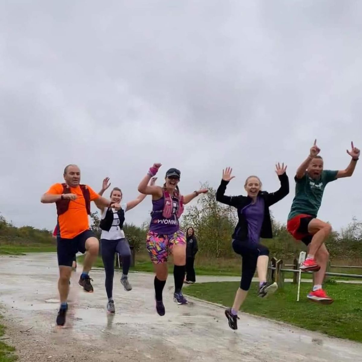 RunTheWorldChallenge tweet media