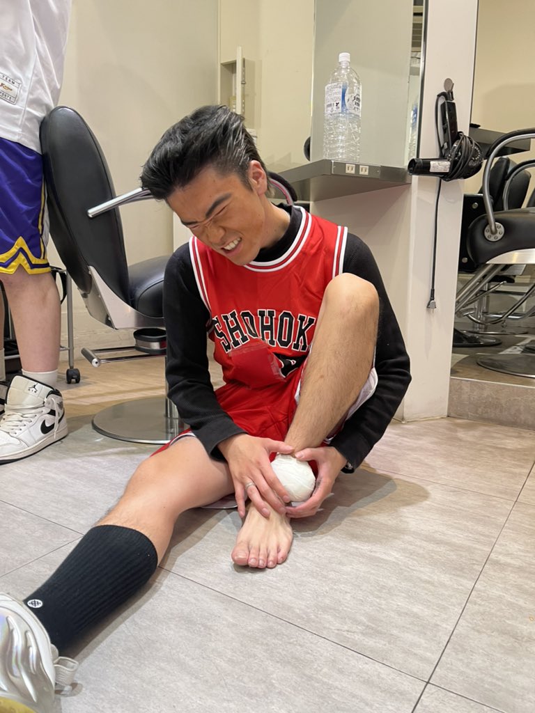 koooouuuuu's tweet photo. happy Halloween🏀
今年はスラムダンク🏀
新井は木暮くんやりました🫡✨
楽しかった❗️ https://t.co/gkvBV7JxHL