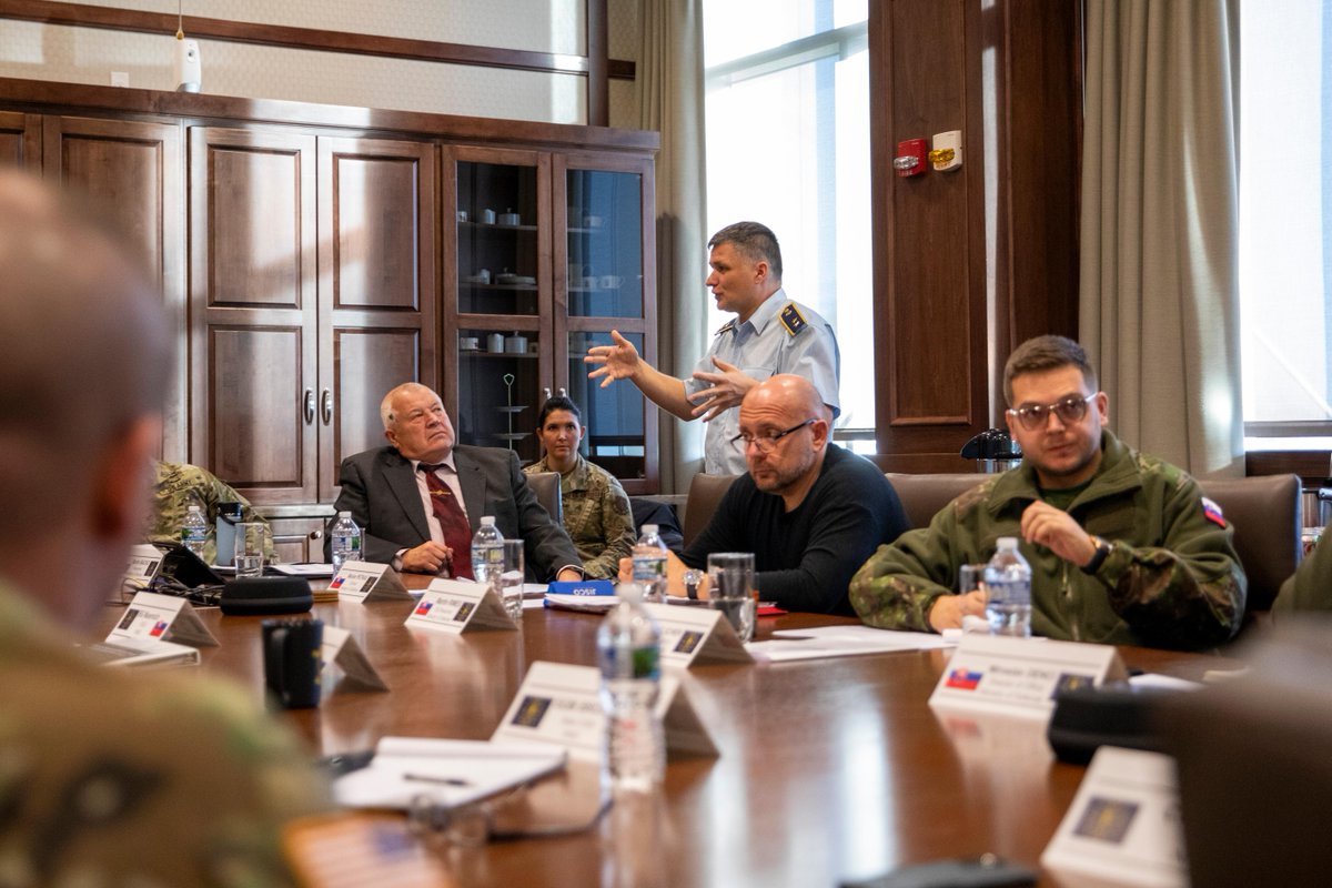 NationalGuardIN's tweet photo. 🇸🇰 🤝 🇺🇸The Slovak Republic State Secretary delegation met with #INNG leadership earlier this month to enhance our enduring partnership. Through the #StatePartnershipProgram, Hoosiers and Slovaks expand our foundation of mutual respect, security and shared values. https://t.co/EHCvJ2pkHw
