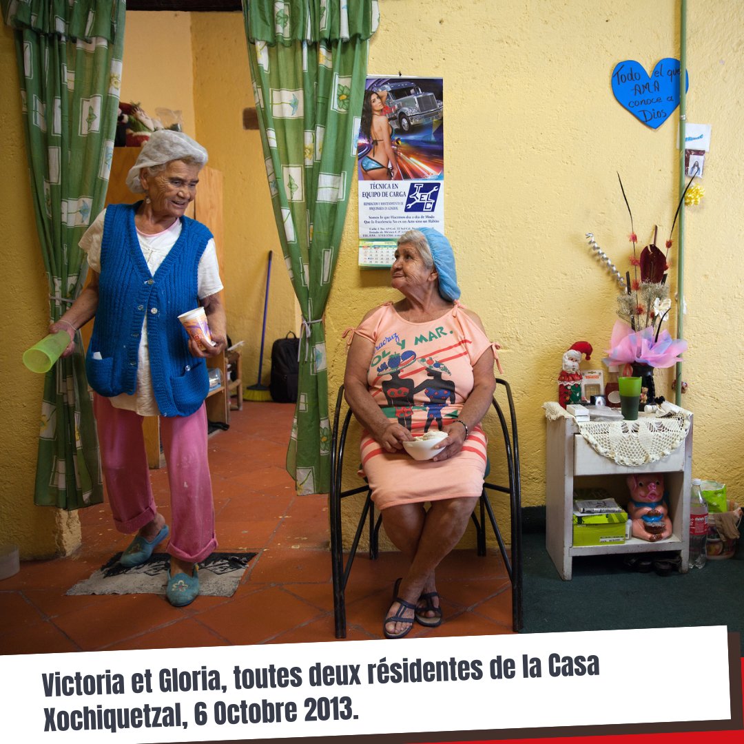 Victoria et Gloria, toutes deux résidentes de la Casa Xochiquetzal, 6 Octobre 2013. (Photo par
<a href="/BenedicteDesrus/">Bénédicte Desrus</a>)  8/