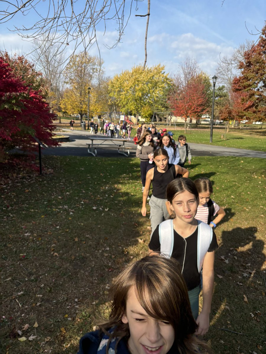 Jennifer Banham tweet media