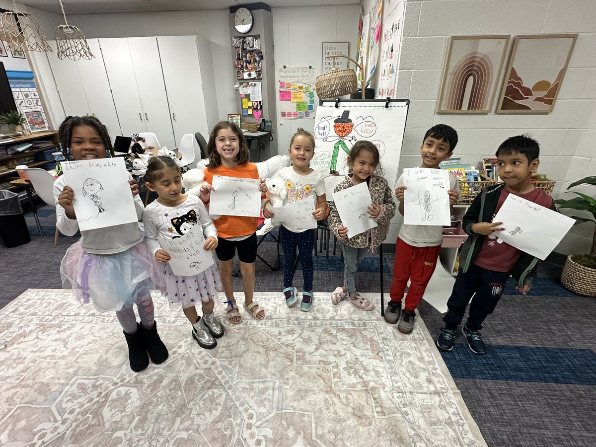Happy Halloween from my favorite readers and writers 🎃