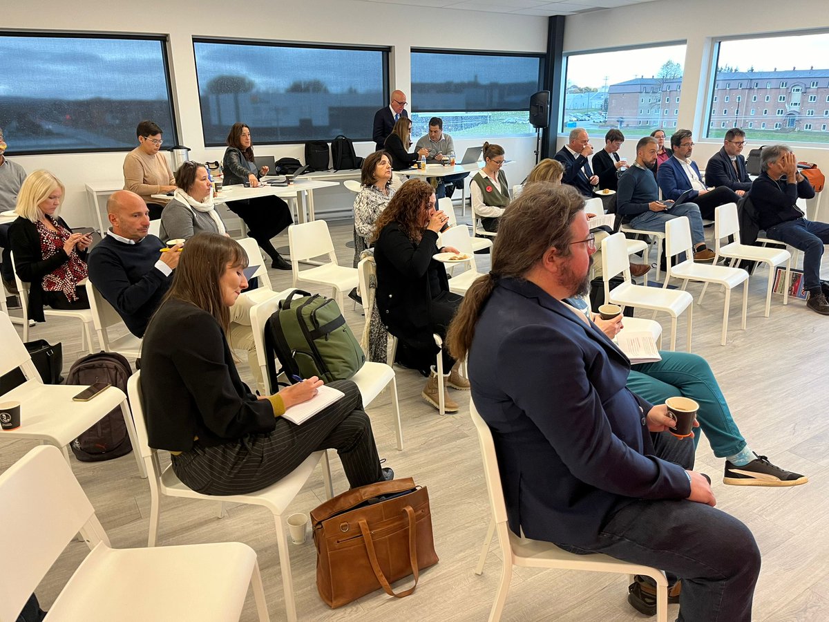 campusdelmar's tweet photo. #thinkinazulandalucia interviene en la #MissiontoQuebec del #TransatlanticProject en #Canadá
Es la primera ocasión en el que el Proyecto de Dirección Científica del Plan Complementario de I+D+i en Ciencias Marinas, en Andalucía, participa en un foro #internacional. https://t.co/iZufCezk45