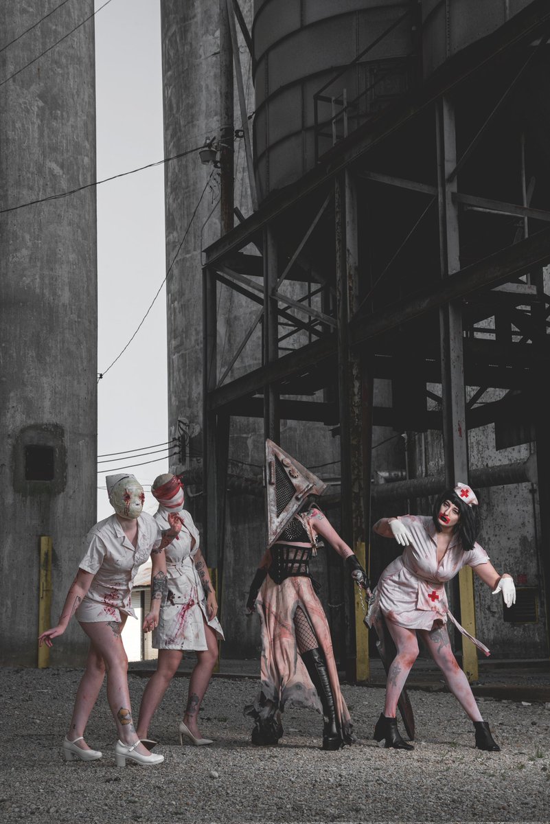 ββ’.π·πππππ’.β’β (@harland3r) on Twitter photo Κα΄ΚΚ Ιͺκ± α΄α΄α΄α΄Κ α΄Ι΄α΄
α΄ΚΚ α΄Κα΄ α΄
α΄α΄ ΙͺΚκ± α΄Κα΄ Κα΄Κα΄.
πΈ <a href="/UMBRAphoto/">UMBRAphotography</a>
Nurses left -> right: elle.chu <a href="/elizawitchcos/">ElizawitchCosplay</a> candlewaxcosplay
Geometry boi is yours truly πͺπΊοΈ
#silenthill #Halloween #pyramidhead Κα΄ΚΚ Ιͺκ± α΄α΄α΄α΄Κ α΄Ι΄α΄
α΄ΚΚ α΄Κα΄ α΄
α΄α΄ ΙͺΚκ± α΄Κα΄ Κα΄Κα΄.
πΈ <a href="/UMBRAphoto/">UMBRAphotography</a>
Nurses left -> right: elle.chu <a href="/elizawitchcos/">ElizawitchCosplay</a> candlewaxcosplay
Geometry boi is yours truly πͺπΊοΈ
#silenthill #Halloween #pyramidhead