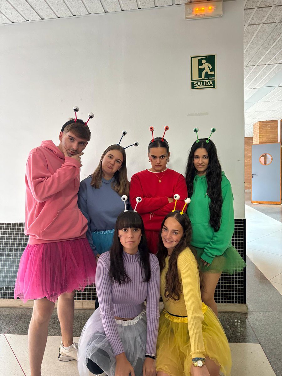 🎃 🔴🟣🔵🟢🟡 🎃
#uma #santoslectores #santosinocentes #emociones #distritounicoandaluz #lectura #educacióninfantil #juntaandalucia <a href="/InfoUMA/">Universidad de Málaga</a> <a href="/ElenaPJimenez/">ElenaPJiménez ESFERA</a> <a href="/EducacionUma/">Doctorado en Educación UMA</a> <a href="/casadellibro/">Casa del Libro</a>