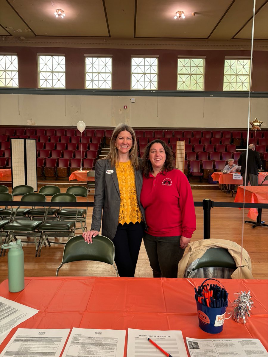 KateforRep's tweet photo. Yesterday, I enjoyed seeing many of you at @CityofMelrose @MelroseCOA Senior Resource Fair at @MelroseMemHall. It was an opportunity to get flu shots, visit with organizations serving #32Middlesex like @mystic_elder &amp; @projectbread, &amp; spend time with #MelroseMA City departments. https://t.co/HnQiMJ6CHH