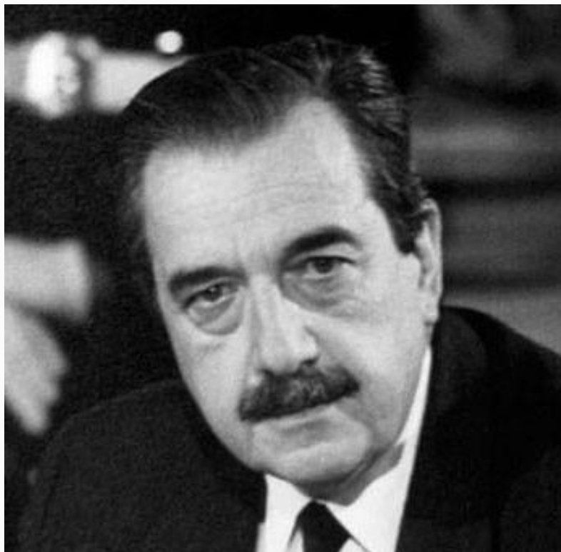 LeacGonzalez's tweet photo. Lo que ya sabemos, se repite. El presidente no está a la altura. Tildar a Alfonsín de golpista, y más aún un 30 de octubre es demencial. Basta de disparates y violencia política. https://t.co/CQP6DmUvo3